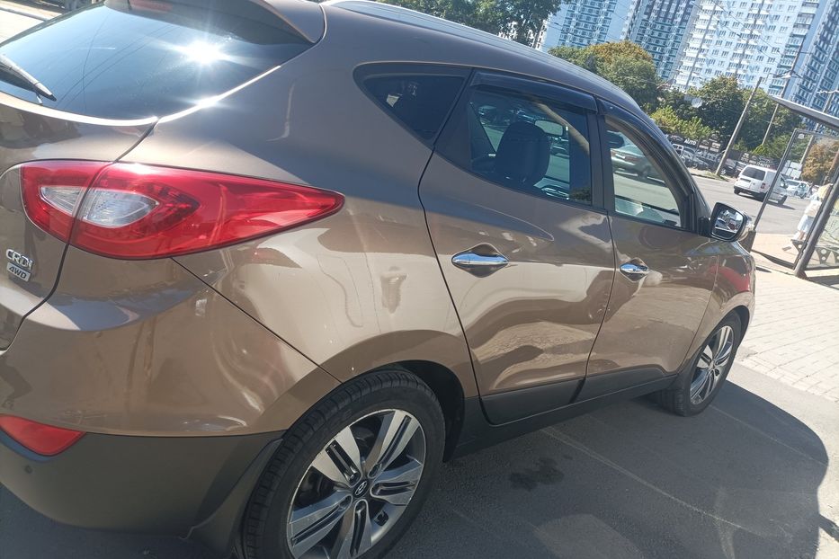 Продам Hyundai IX35 офицал 2015 года в Одессе