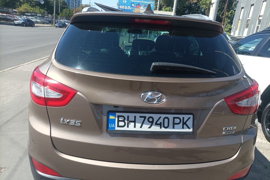 Продам Hyundai IX35 офицал 2015 года в Одессе
