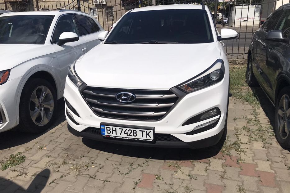 Продам Hyundai Tucson офицал 2016 года в Одессе
