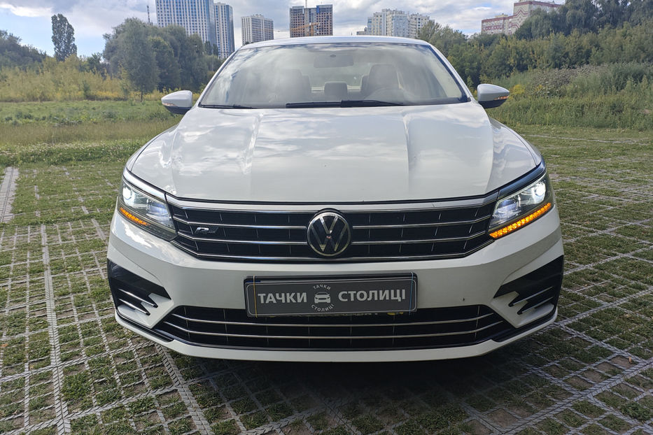Продам Volkswagen Passat B8 2016 года в Киеве