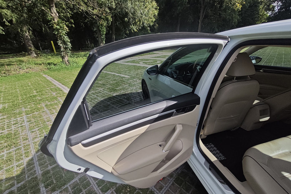 Продам Volkswagen Passat B8 2016 года в Киеве
