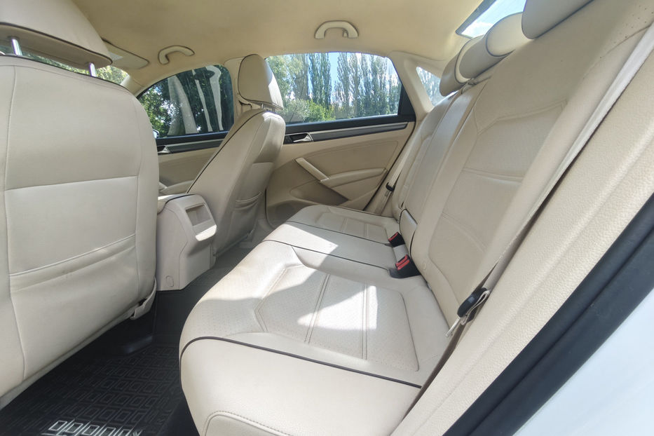 Продам Volkswagen Passat B8 2016 года в Киеве