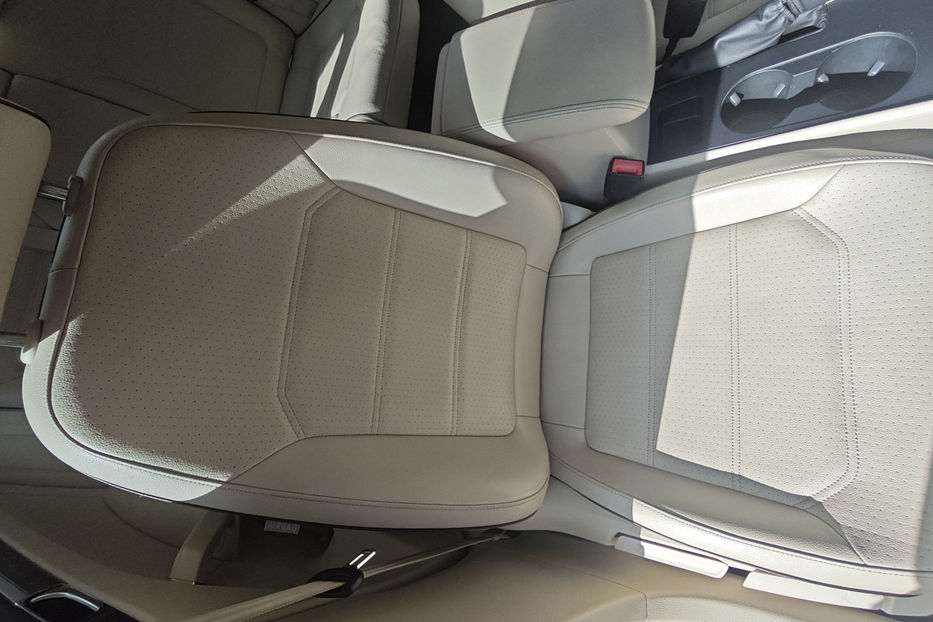 Продам Volkswagen Passat B8 2016 года в Киеве