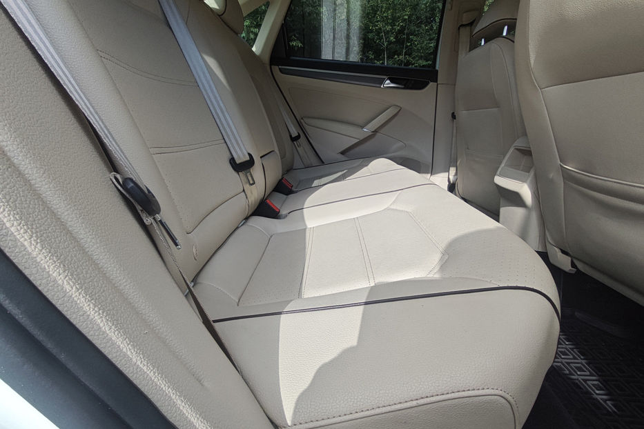 Продам Volkswagen Passat B8 2016 года в Киеве