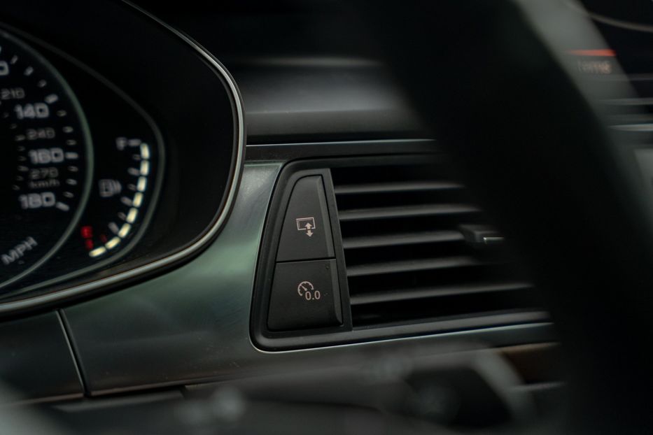 Продам Audi A6 Prestige 2013 года в Черновцах