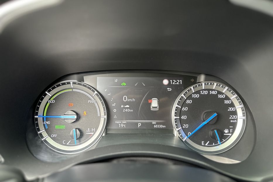 Продам Toyota Highlander Hybrid 2022 года в Киеве