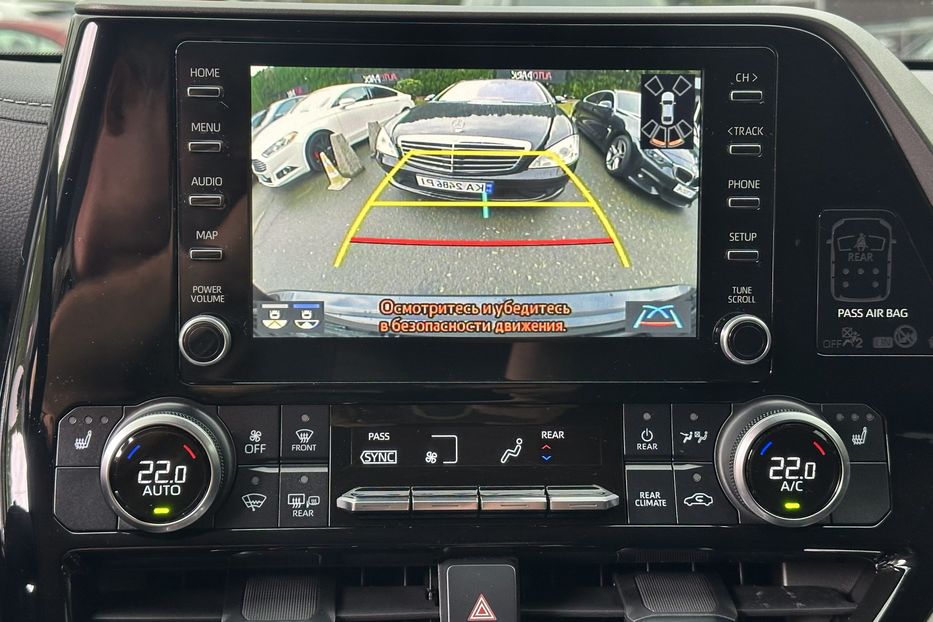 Продам Toyota Highlander Hybrid 2022 года в Киеве