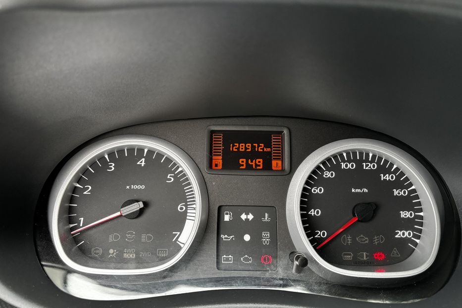 Продам Dacia Duster COMIS 2011 года в г. Умань, Черкасская область
