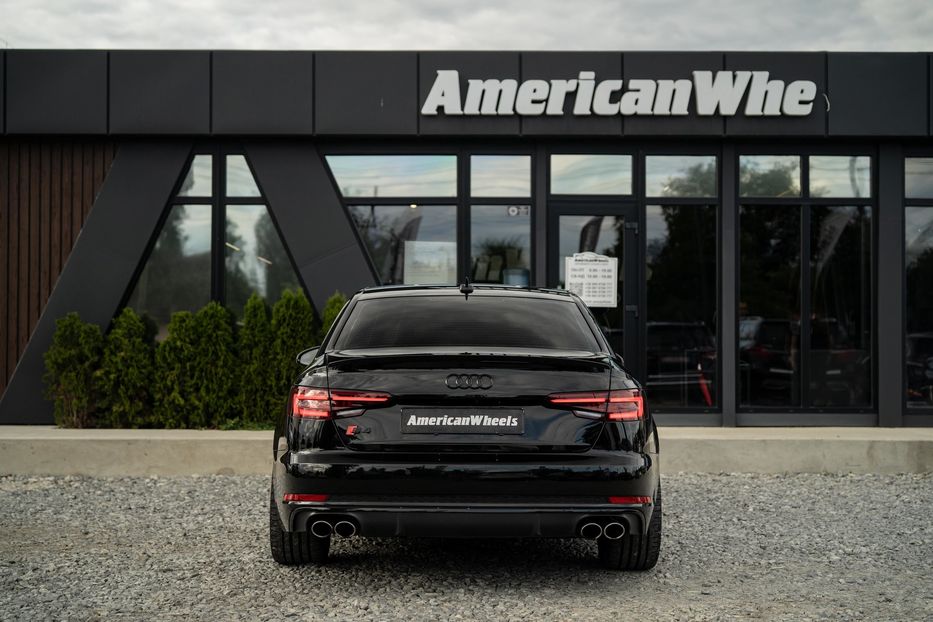 Продам Audi S4 Premium Plus 2018 года в Черновцах