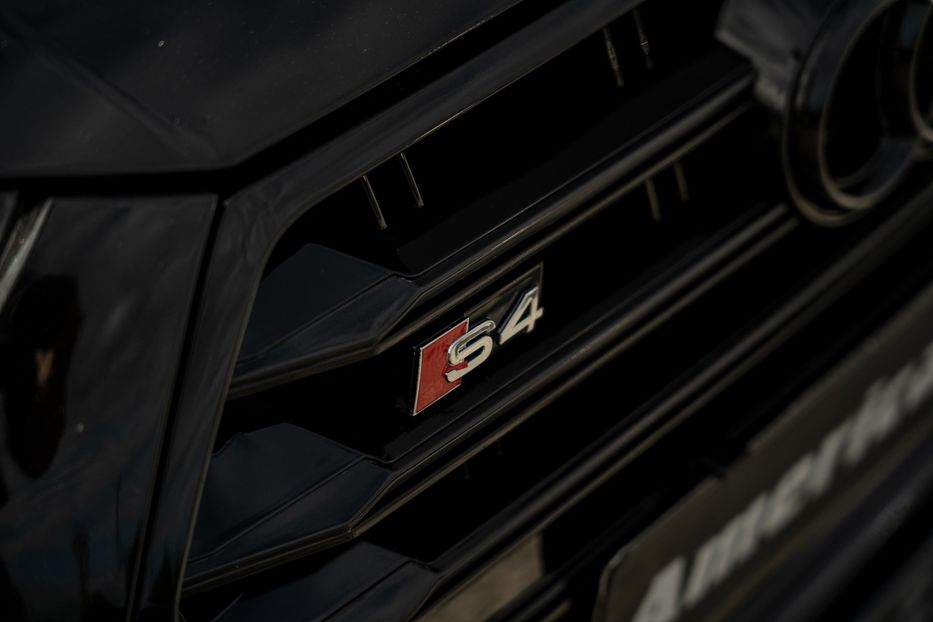 Продам Audi S4 Premium Plus 2018 года в Черновцах