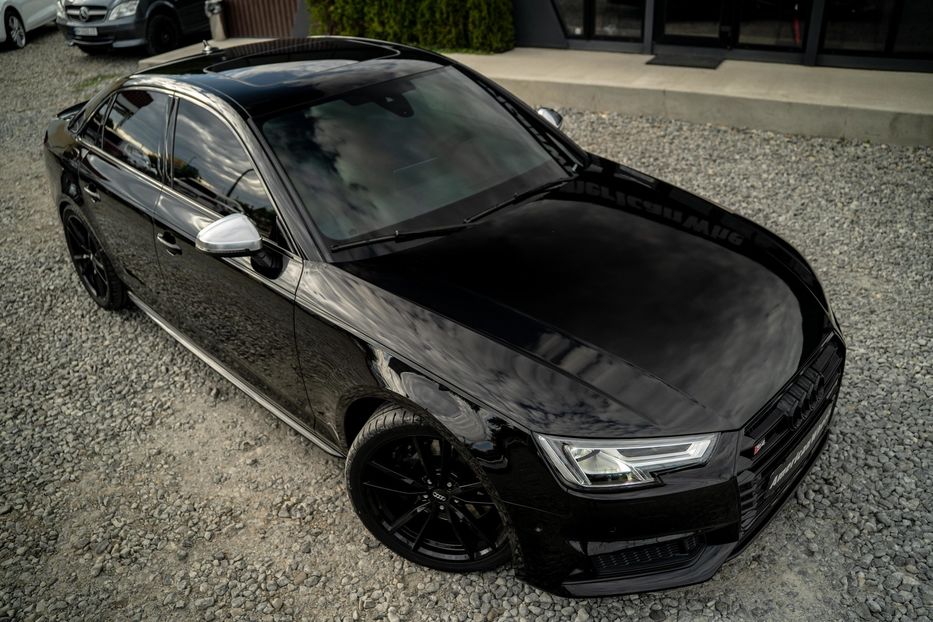 Продам Audi S4 Premium Plus 2018 года в Черновцах
