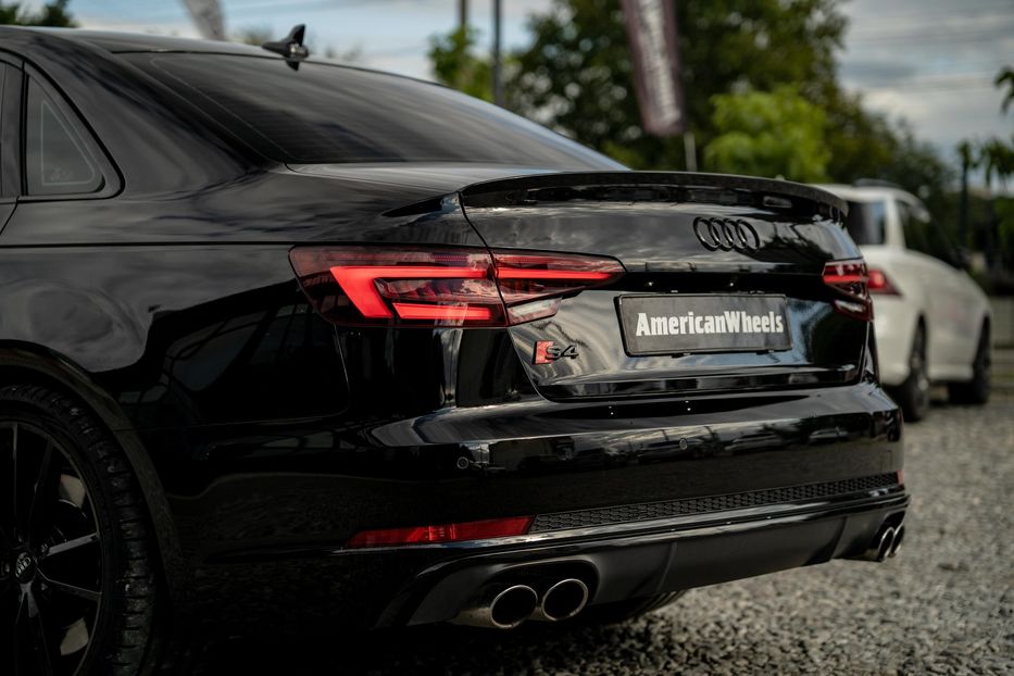 Продам Audi S4 Premium Plus 2018 года в Черновцах