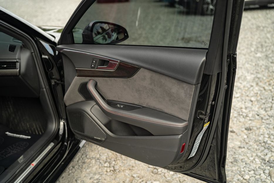 Продам Audi S4 Premium Plus 2018 года в Черновцах