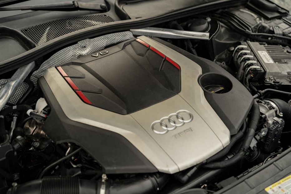 Продам Audi S4 Premium Plus 2018 года в Черновцах