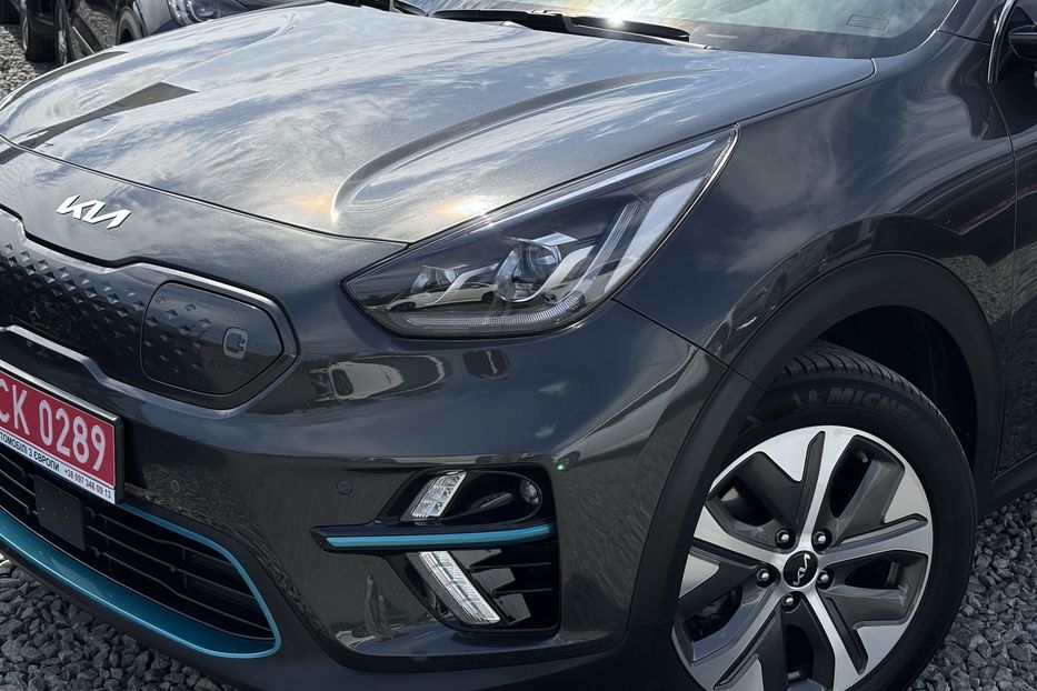 Продам Kia Niro 64 квт  2021 года в Львове
