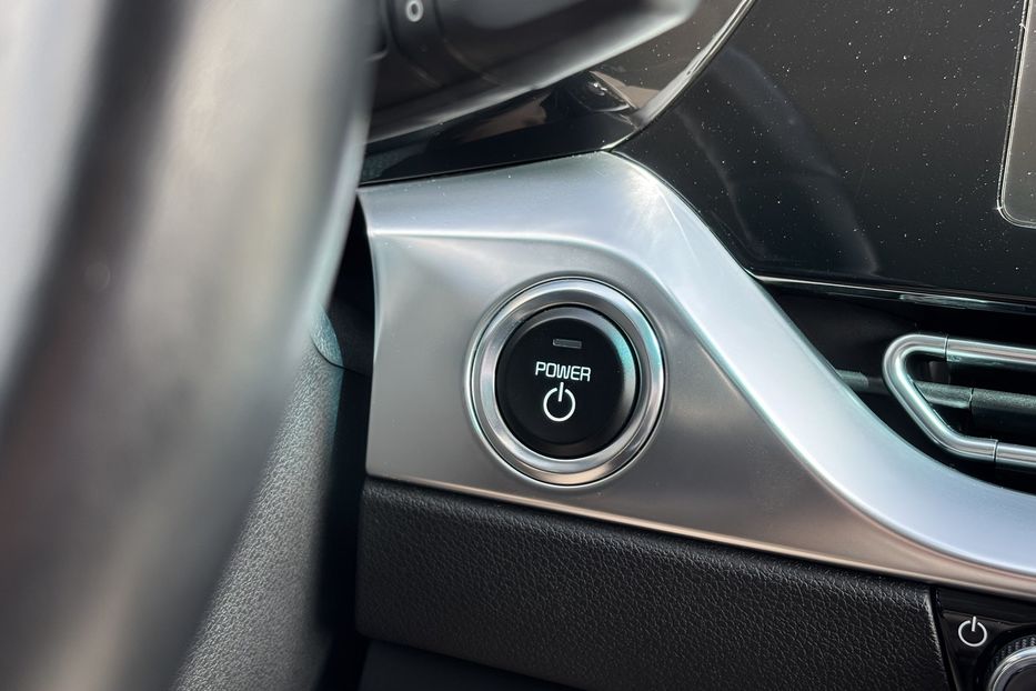 Продам Kia Niro 64 квт  2021 года в Львове