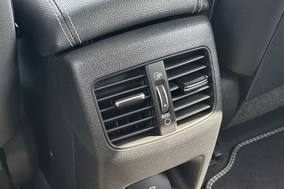 Продам Kia Niro 64 квт  2021 года в Львове