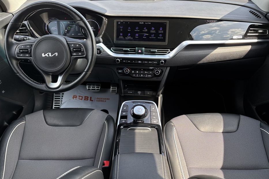 Продам Kia Niro 64 квт  2021 года в Львове