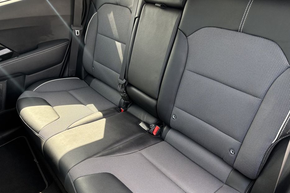 Продам Kia Niro 64 квт  2021 года в Львове