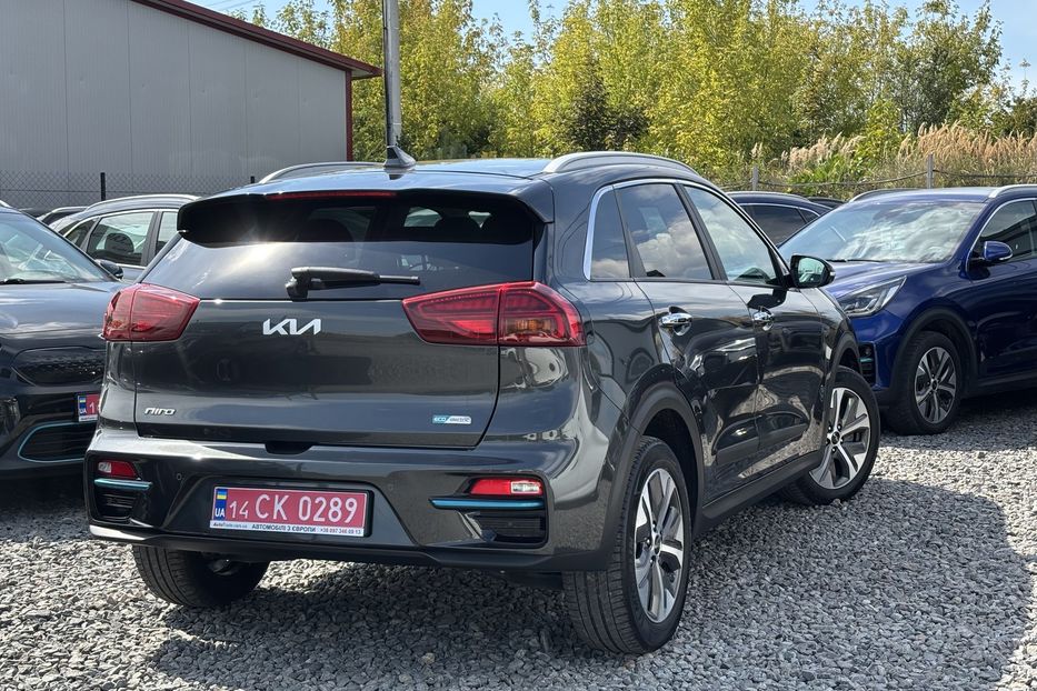 Продам Kia Niro 64 квт  2021 года в Львове