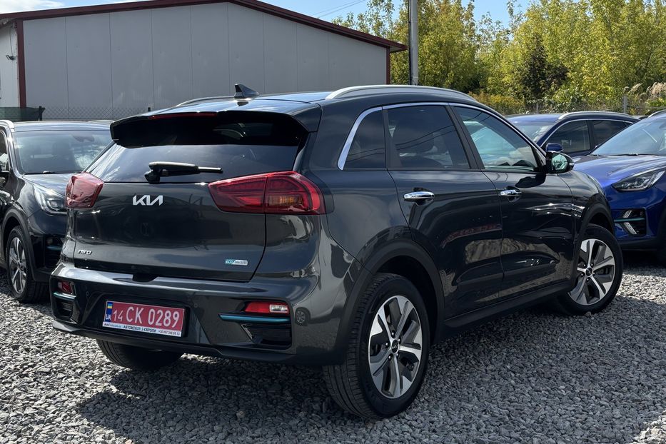 Продам Kia Niro 64 квт  2021 года в Львове