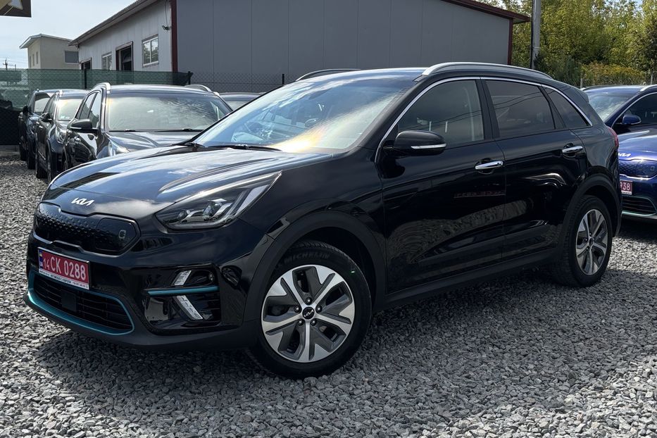 Продам Kia Niro 64 квт 2022 года в Львове