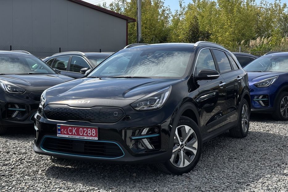 Продам Kia Niro 64 квт 2022 года в Львове