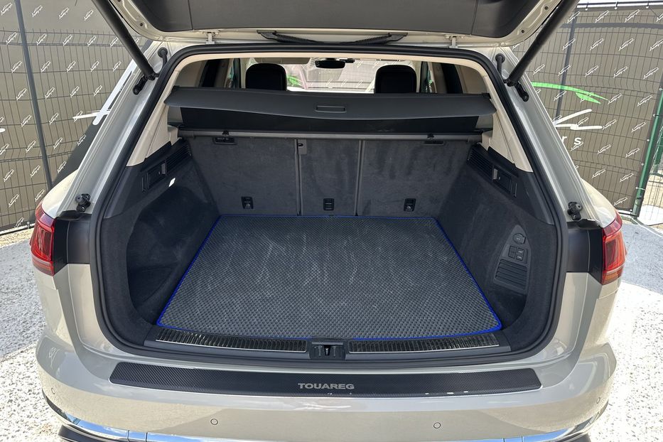 Продам Volkswagen Touareg TDI 4Motion 2020 года в Киеве