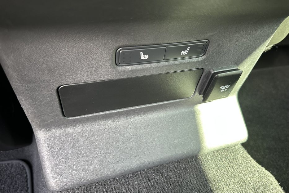 Продам Land Rover Velar R-Dynamic D240 2018 года в Киеве