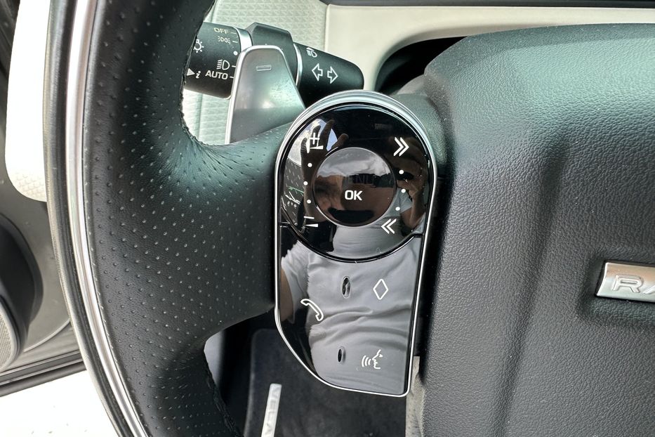Продам Land Rover Velar R-Dynamic D240 2018 года в Киеве