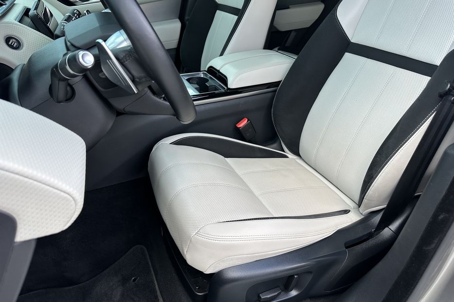 Продам Land Rover Velar R-Dynamic D240 2018 года в Киеве