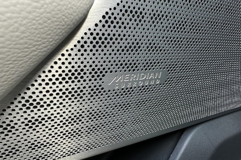 Продам Land Rover Velar R-Dynamic D240 2018 года в Киеве