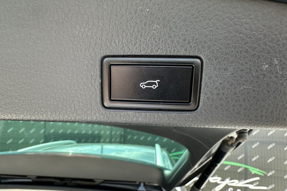 Продам Volkswagen Touareg TDI 4motion 2014 года в Киеве