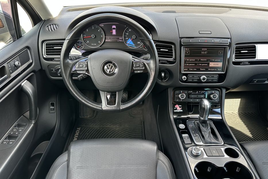Продам Volkswagen Touareg TDI 4motion 2014 года в Киеве