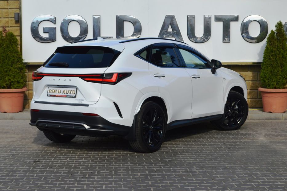 Продам Lexus NX 300 NX350 2022 года в Одессе