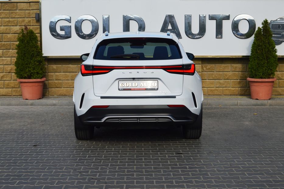 Продам Lexus NX 300 NX350 2022 года в Одессе