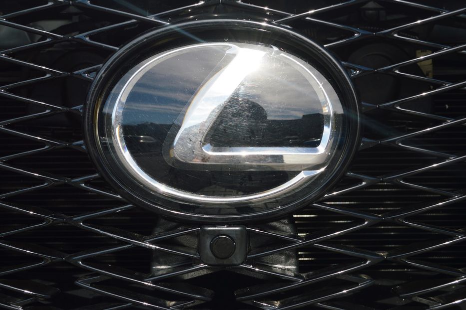 Продам Lexus NX 300 NX350 2022 года в Одессе