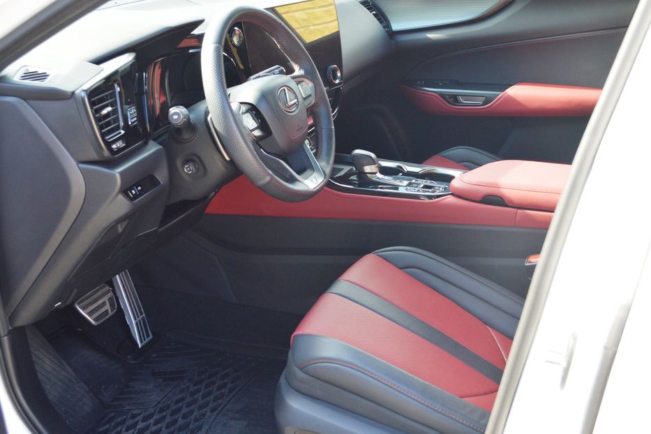 Продам Lexus NX 300 NX350 2022 года в Одессе