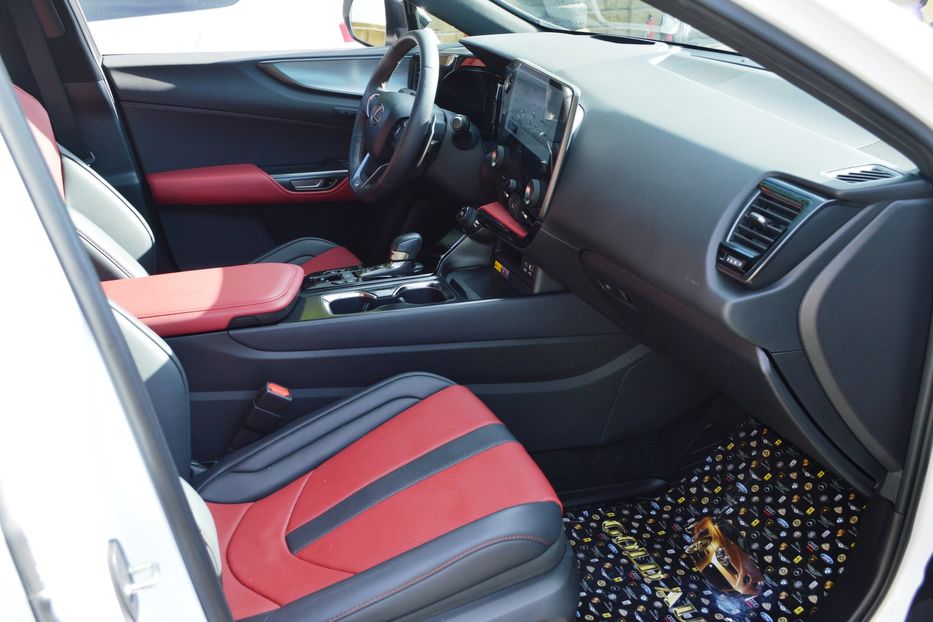 Продам Lexus NX 300 NX350 2022 года в Одессе