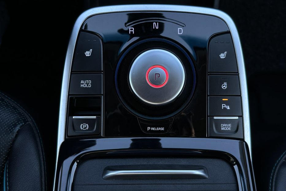 Продам Kia Niro 64 кВт Макс. комплектектація 2021 года в Львове