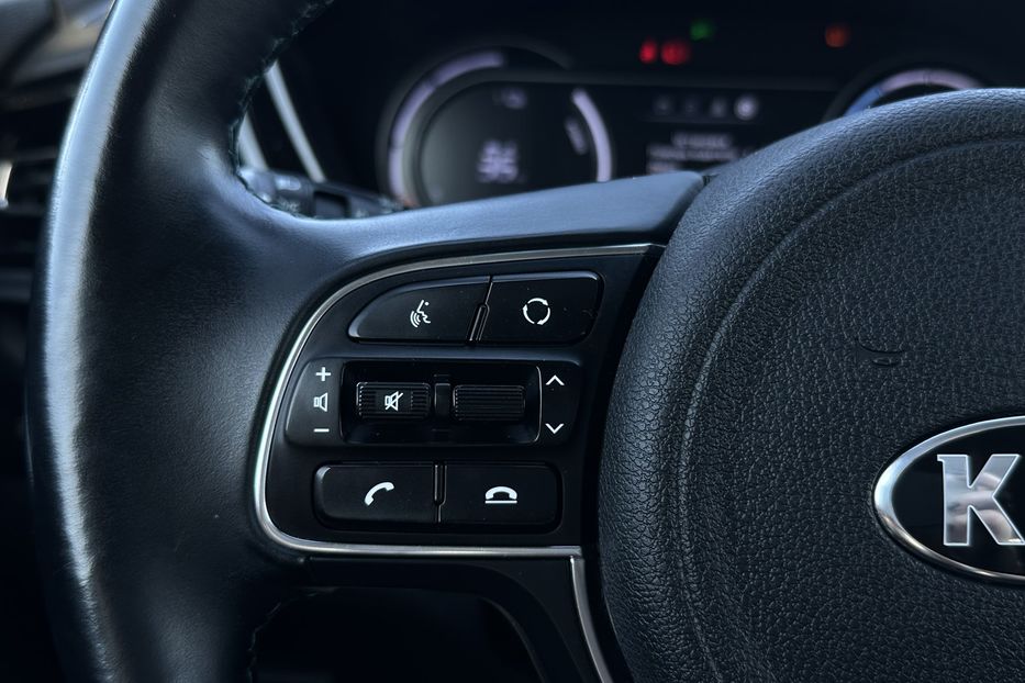 Продам Kia Niro 64 кВт Макс. комплектектація 2021 года в Львове