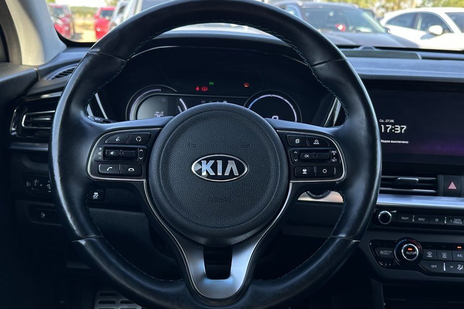 Продам Kia Niro 64 кВт Макс. комплектектація 2021 года в Львове