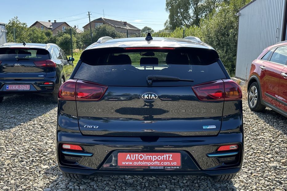 Продам Kia Niro 64 кВт Макс. комплектектація 2021 года в Львове