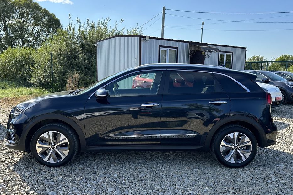Продам Kia Niro 64 кВт Макс. комплектектація 2021 года в Львове