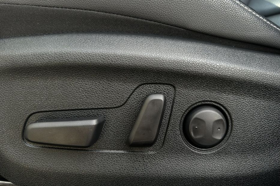 Продам Kia Niro 64 кВт Макс. комплектектація 2021 года в Львове