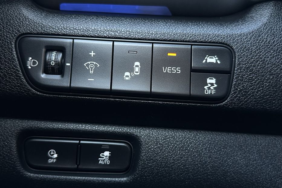 Продам Kia Niro 64 кВт Макс. комплектектація 2021 года в Львове