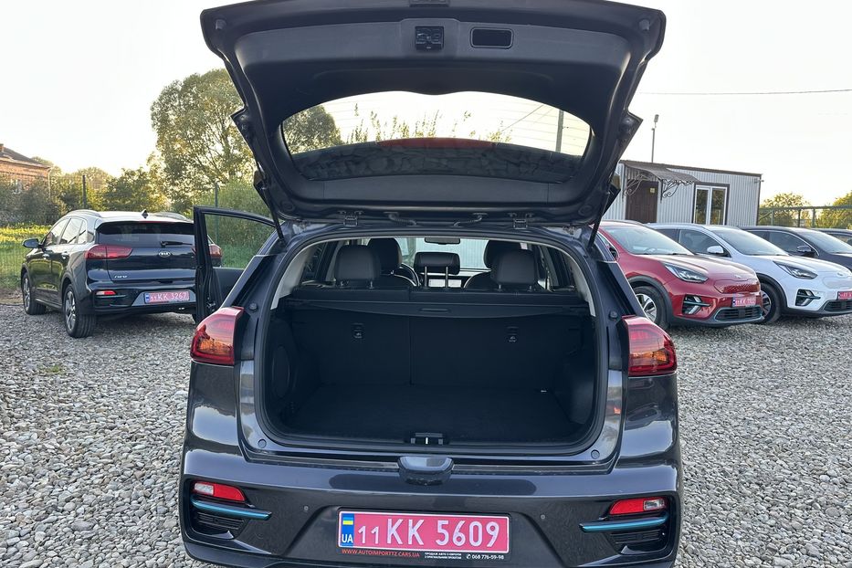 Продам Kia Niro  64 кВт Макс. комплектація 2020 года в Львове