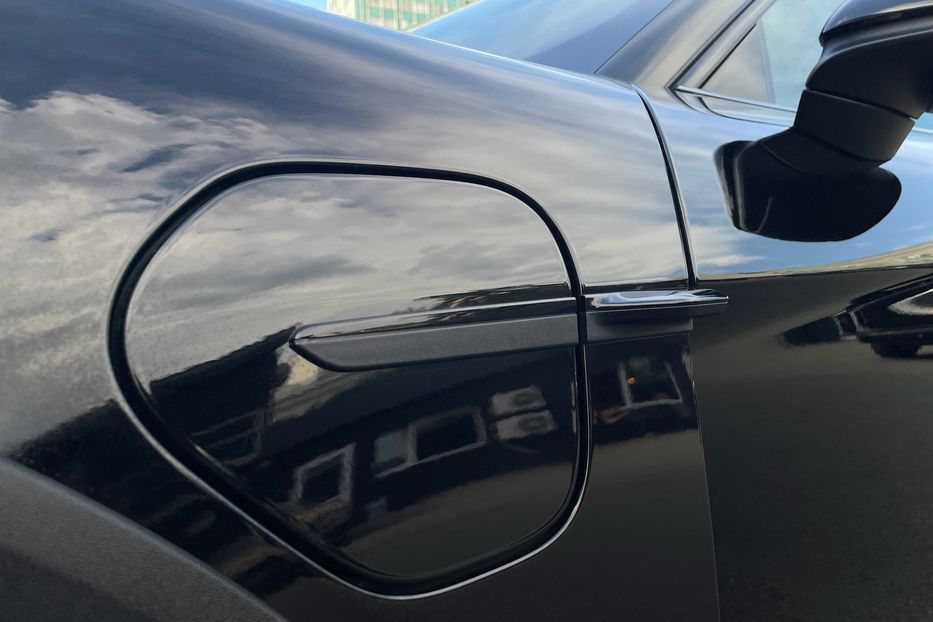 Продам Porsche Taycan 4 Cross Turismo 2023 года в Киеве