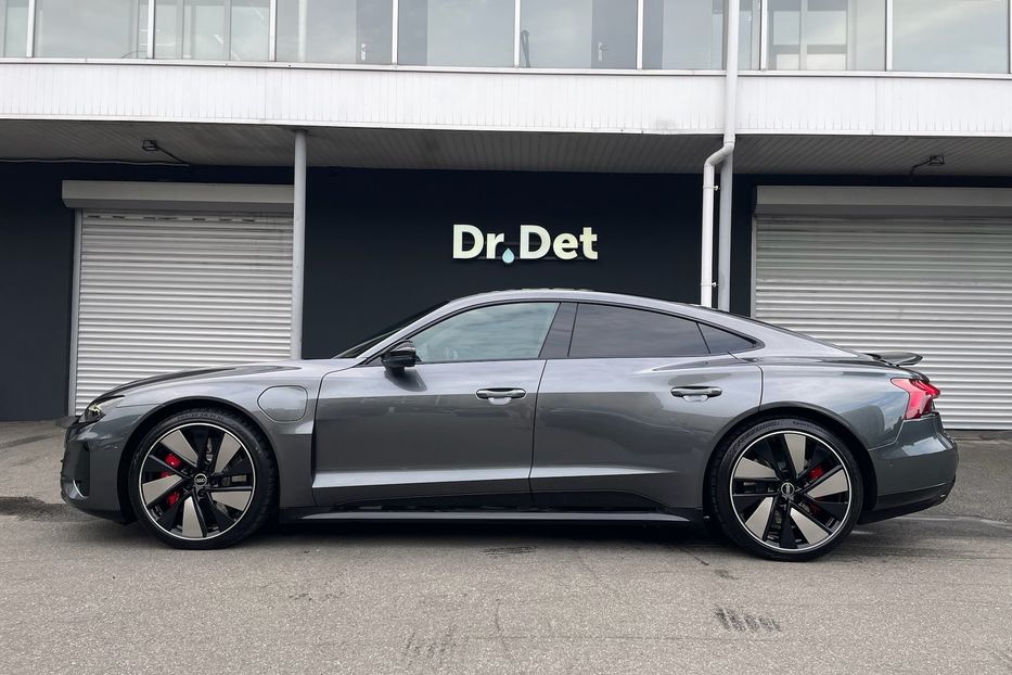 Продам Audi E-Tron RS GT 2022 года в Киеве