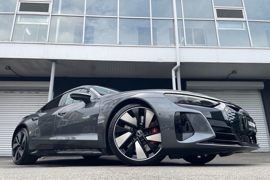 Продам Audi E-Tron RS GT 2022 года в Киеве